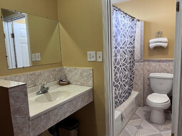 Horizon Inn Motel image 16